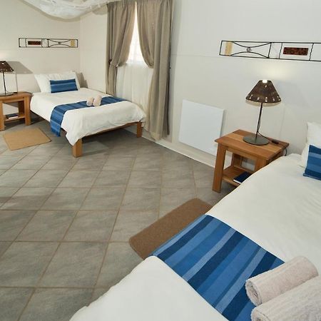 Bahnhof Hotel Aus Eksteriør billede