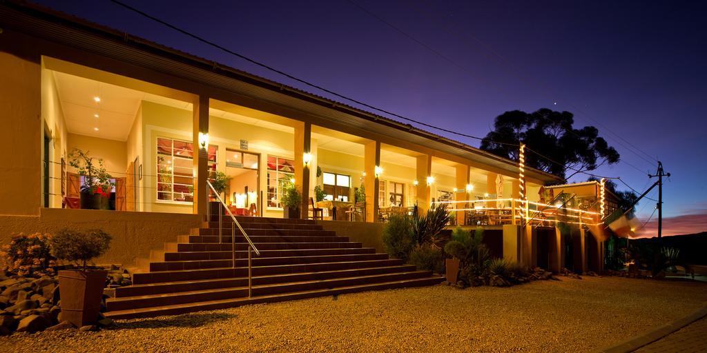 Bahnhof Hotel Aus Eksteriør billede