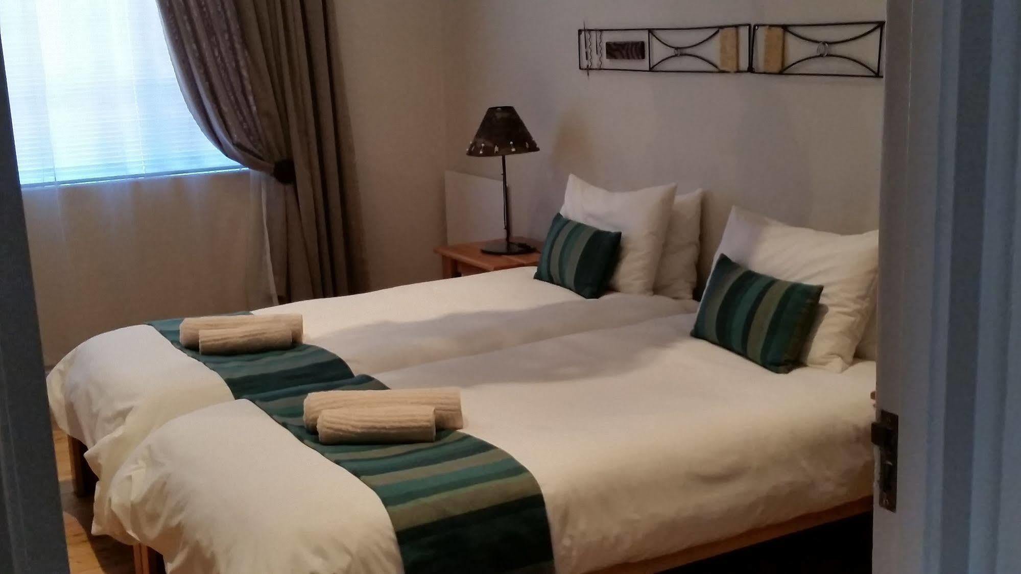 Bahnhof Hotel Aus Eksteriør billede