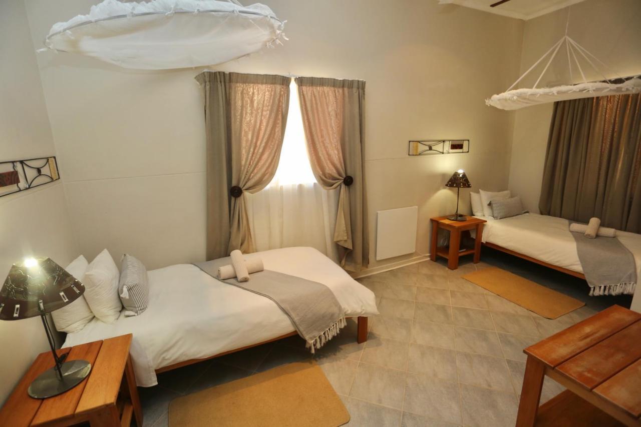 Bahnhof Hotel Aus Eksteriør billede